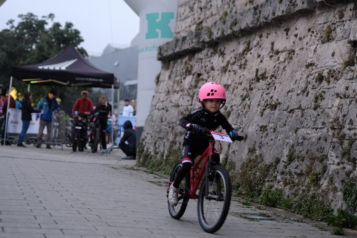 Am Freitag, den 4. September 2020, erwartet Radsportler jeder Altersklasse wieder der ultrakurze Festungsstadtsprint.