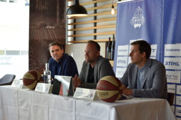 Die Pressekonferenz zur Verkündung des Aufstiegs der Pirlo Kufstein Towers fand am 2. Juni 2021 in Kufstein statt. 