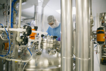 Das Team von SPIEGLTEC analysiert die Kundenabläufe  bis ins Detail und ist während des gesamten Prozesses in enger Abstimmung mit dem Auftraggeber und allen involvierten Stakeholdern.
