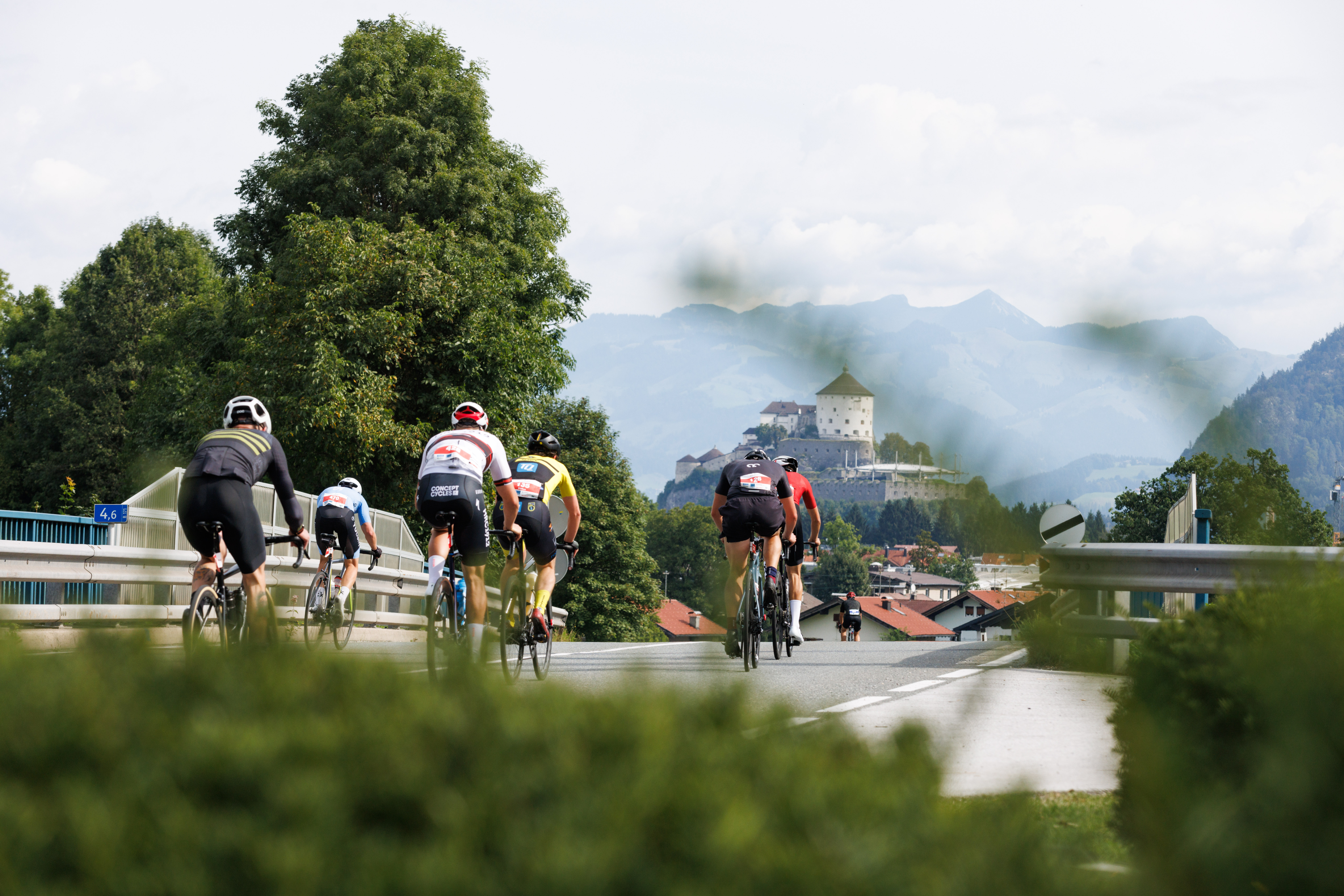 Nach zehrenden Aufstiegen und Abfahrten nehmen die Teilnehmenden wieder Kurs auf Kufstein.
