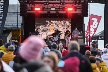 Das Event Village an der Talstation wird zum Hotspot der Freeride Week – mit Live-Musik, Skitests und einer einzigartigen Atmosphäre für alle Freeride-Fans.