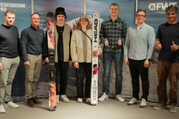 Auf dem Bild v.l.n.r.: Sebastian Schwaiger (Bergbahnen Fieberbrunn), Christian Wührer (Tirol Werbung), Valentin Rainer, Lena Kohler, Christof Willms (TVB Pillerseetal), Roman Kuss (Ski Austria) und Nicolas Hale-Woods (CEO FWT)