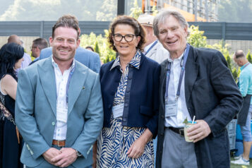 V.l.n.r.: Mag. Manfred Kimmel, Susanne Wamsler (Clarinat Int.) und Paul Singer