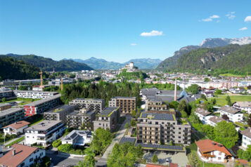 Auf dem rund 14.000 Quadratmeter großen Areal in Kufstein-Weissach entstehen insgesamt sieben Baukörper mit etwa 170 Wohnungen.