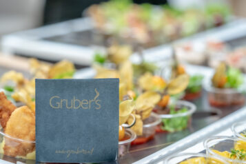 Die Gäste wurden kulinarisch verwöhnt - mit feinstem Fingerfood von Gruber's Catering.