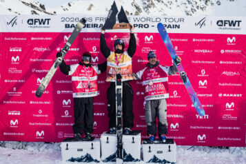 Ski Herren: Ben Richards (NZL) gewinnt mit hauchdünnem Vorsprung (Mitte).