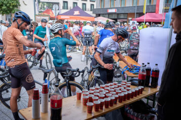Die Verpflegung ist allerorts gesichert, wie hier am Oberen Stadtplatz in Kufstein.