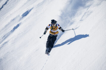 Tiemo Rolshoven geht als Fünfter in der Gesamtwertung der Ski Herren an den Start.