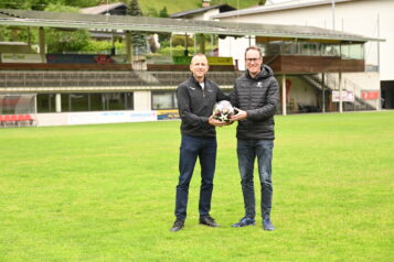 Stefan Astner, Tourismusdirektor Region Hohe Salve, und der Obmann der SPG Hopfgarten/Itter Bernhard Sturm freuen sich besonders auf den großen Finaltal in Hopfgarten (v.li.).